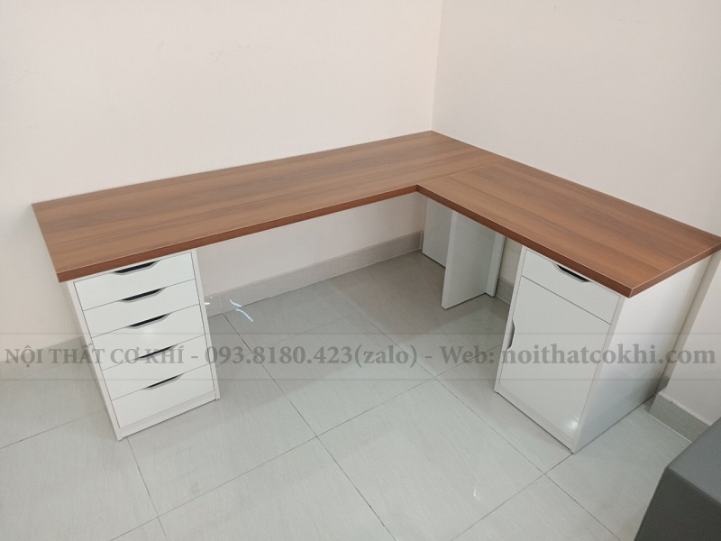 bàn IKEA